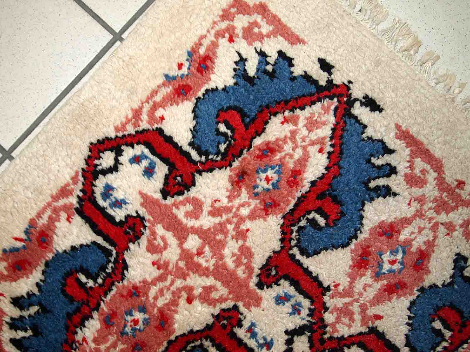 Moroccan vintage carpet Berber handmade 80cm x 165cm 1970s, 1C713