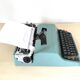 Machine à écrire Olivetti Lettera 32 années 60