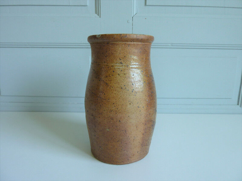 Sandstone milk pot
