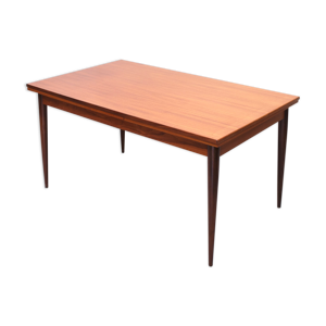Grande table à manger