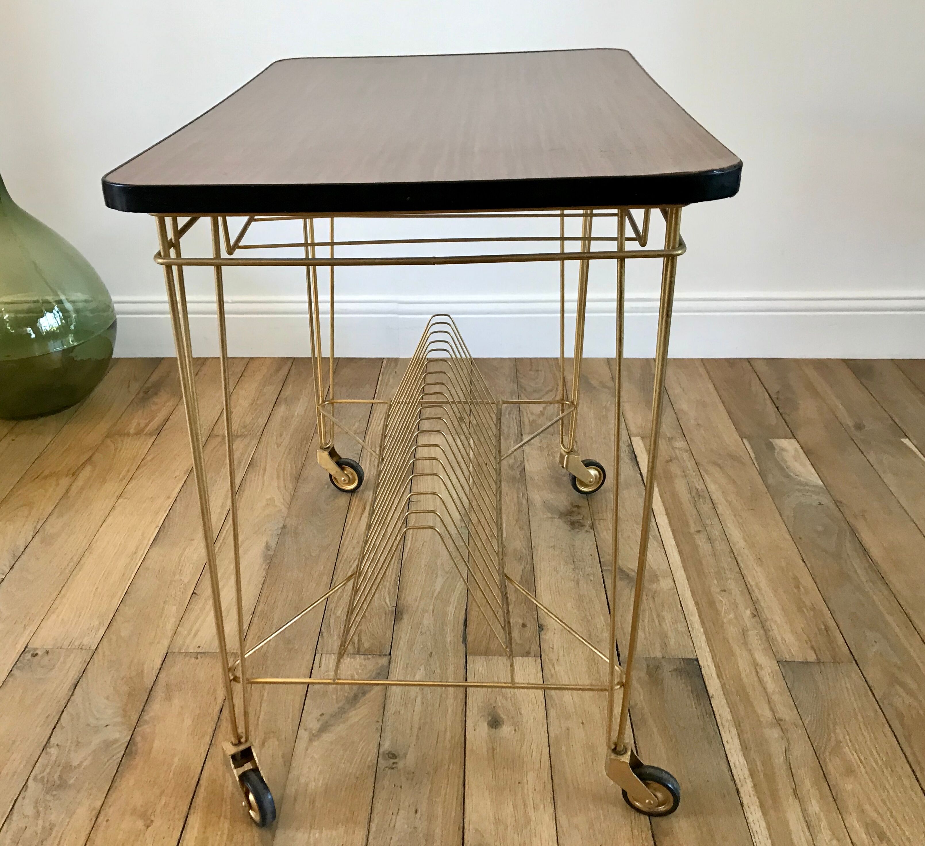 Rolling table vinyl row in formica and gold metal years 60-70