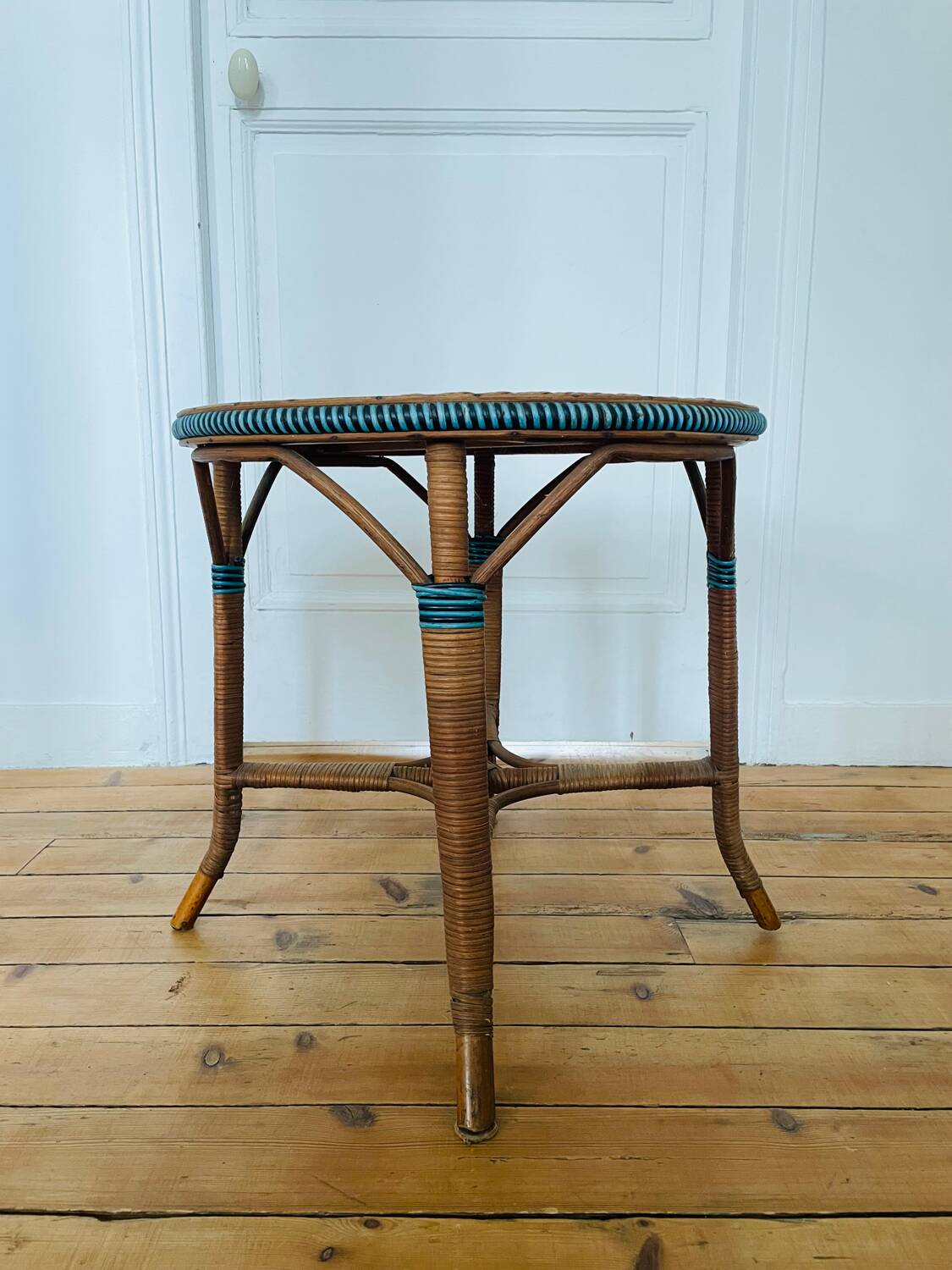 Vintage rattan coffee table pedestal