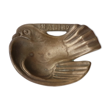 Vintage bronze pocket empty