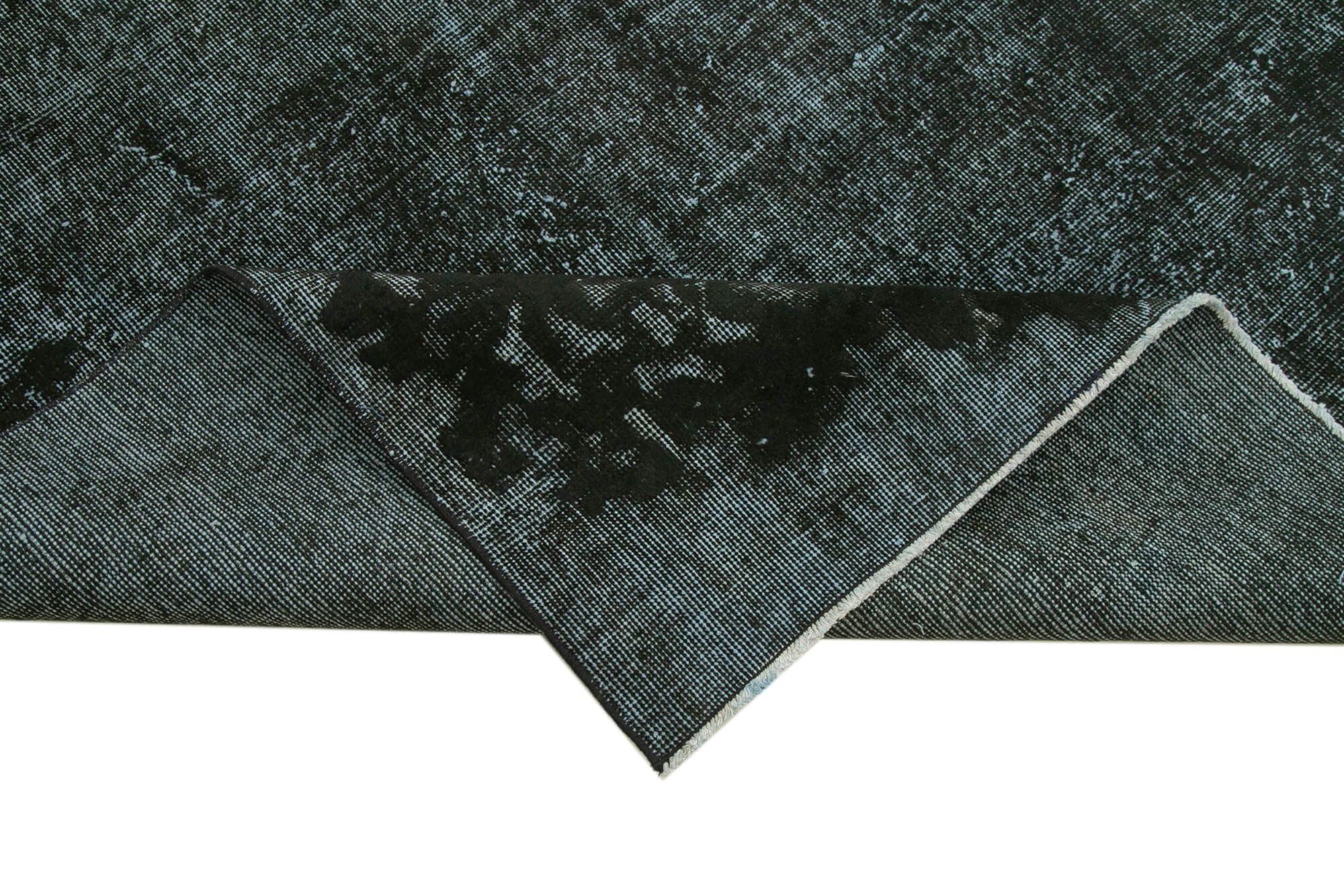 Hand-Knotted Hi-Low Pile Oriental 1980s 144 cm x 245 cm Black Carpet
