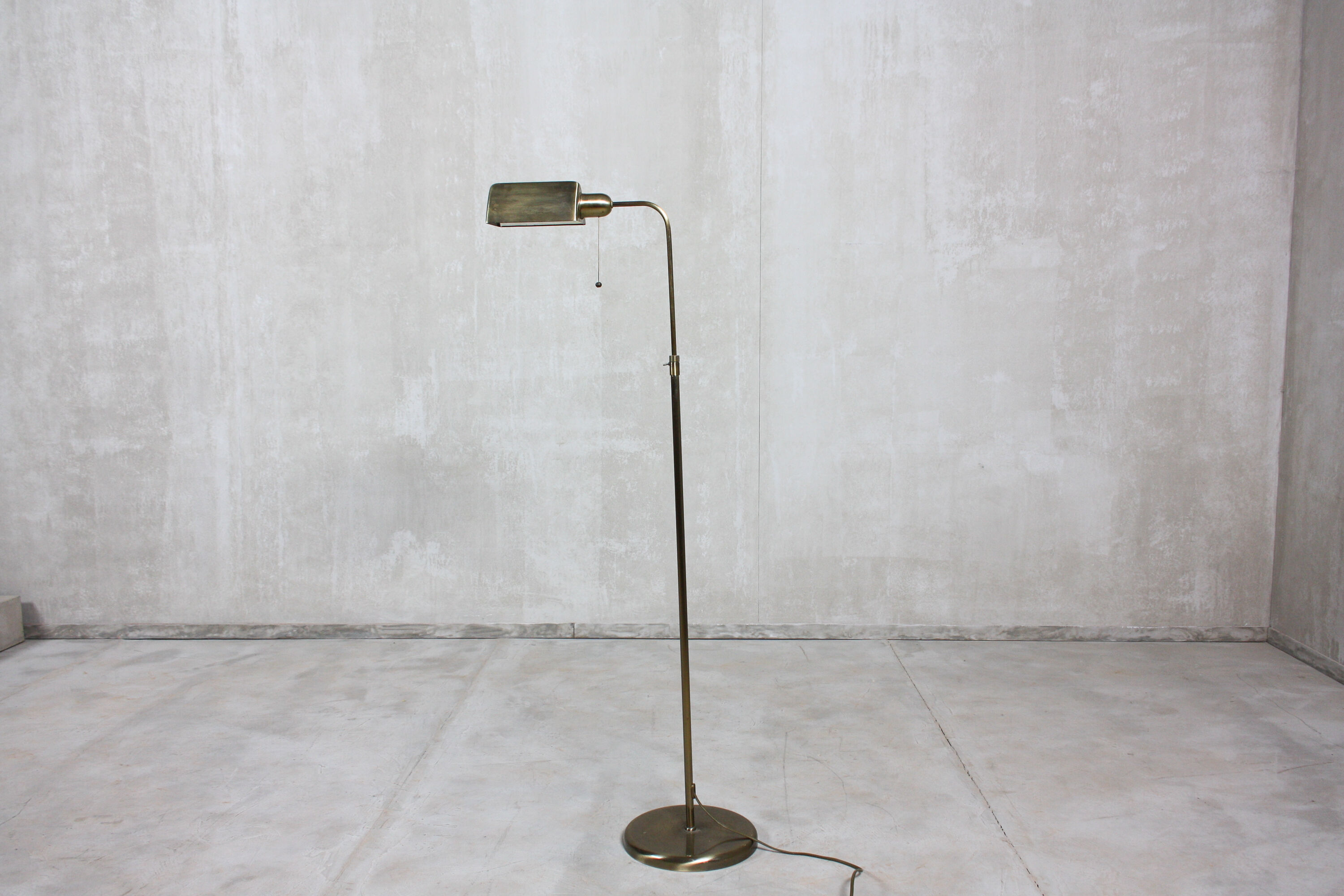 Portuguese brass floor lamp, 1970