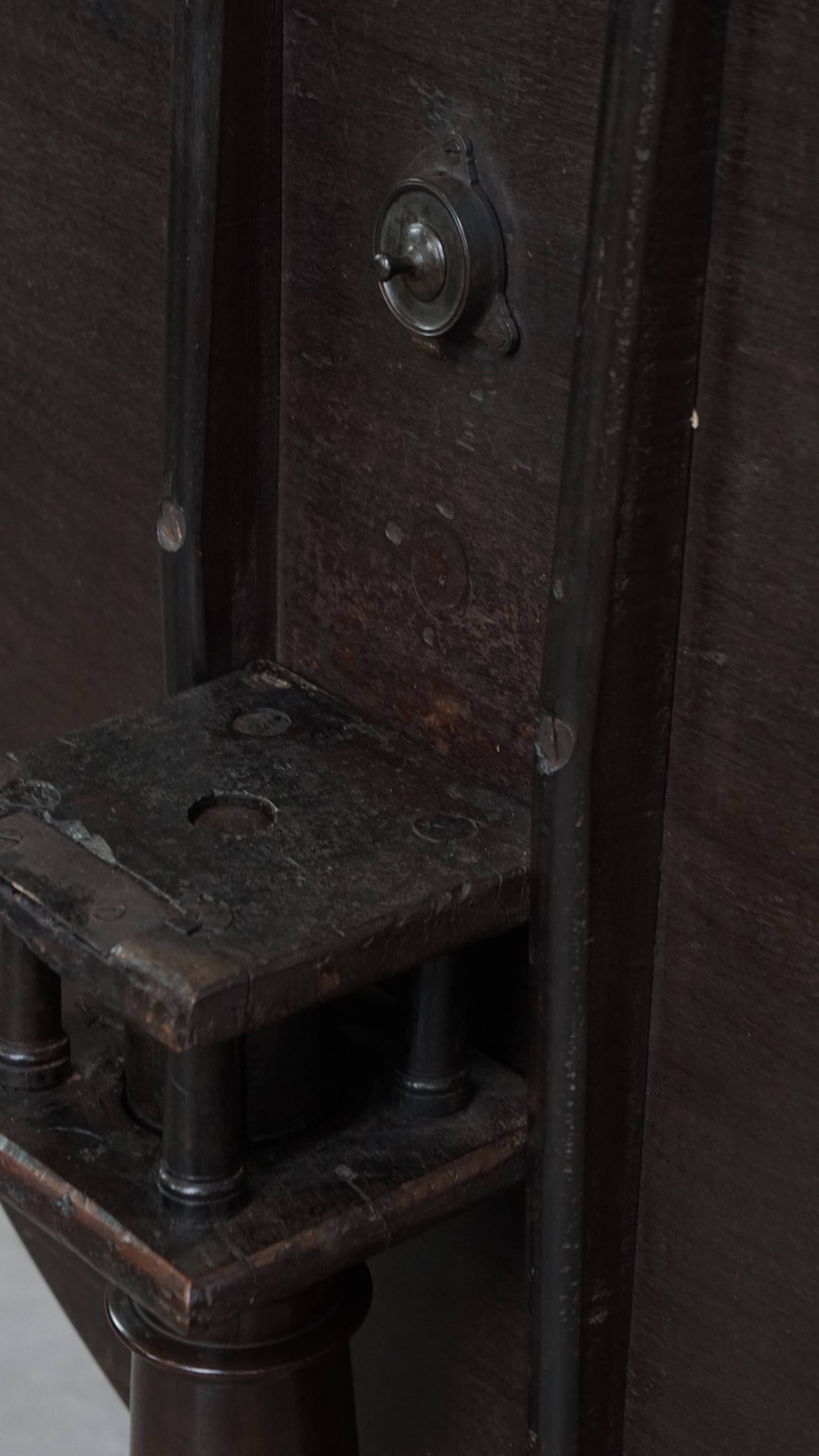 Table pivotante et inclinable en forme de cage à oiseaux, style anglais, du XVIIIe siècle