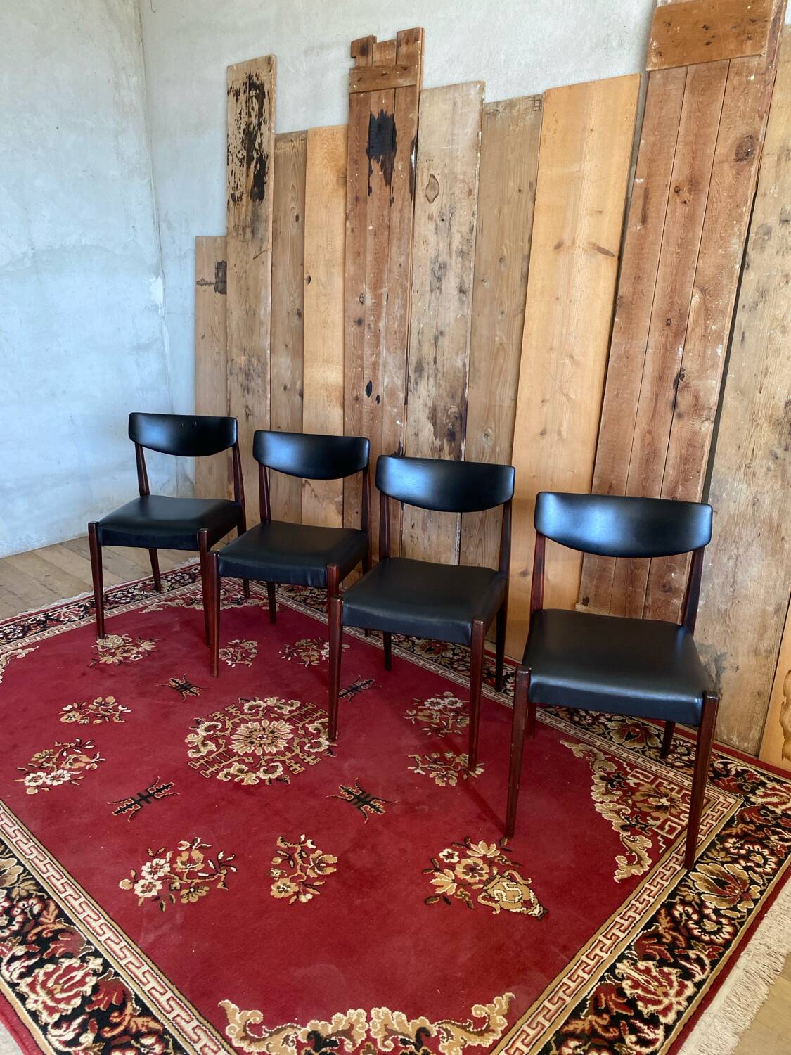 Scandinavian table and chairs from the 60s/70s