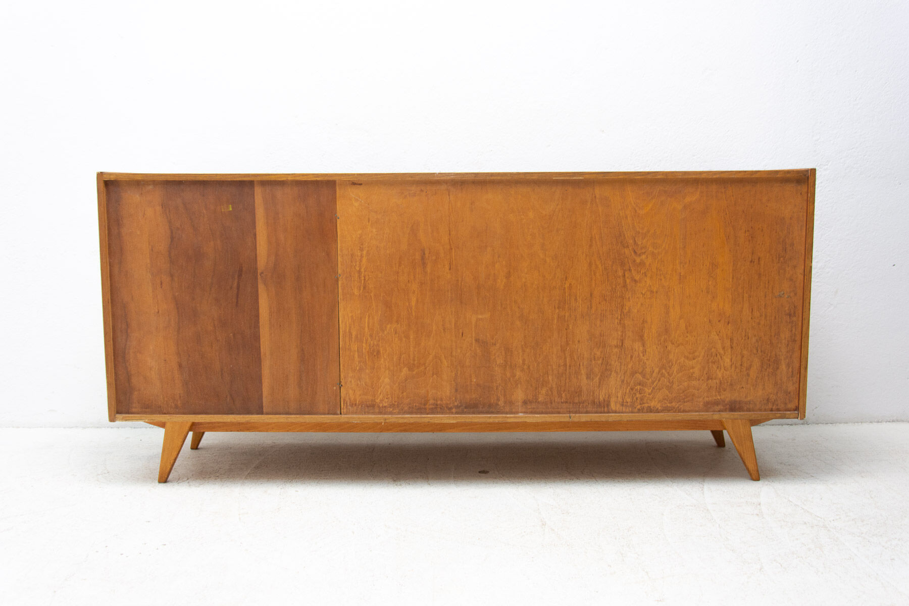 Mid Century U-460 sideboard by Jiří Jiroutek for Interiér Praha