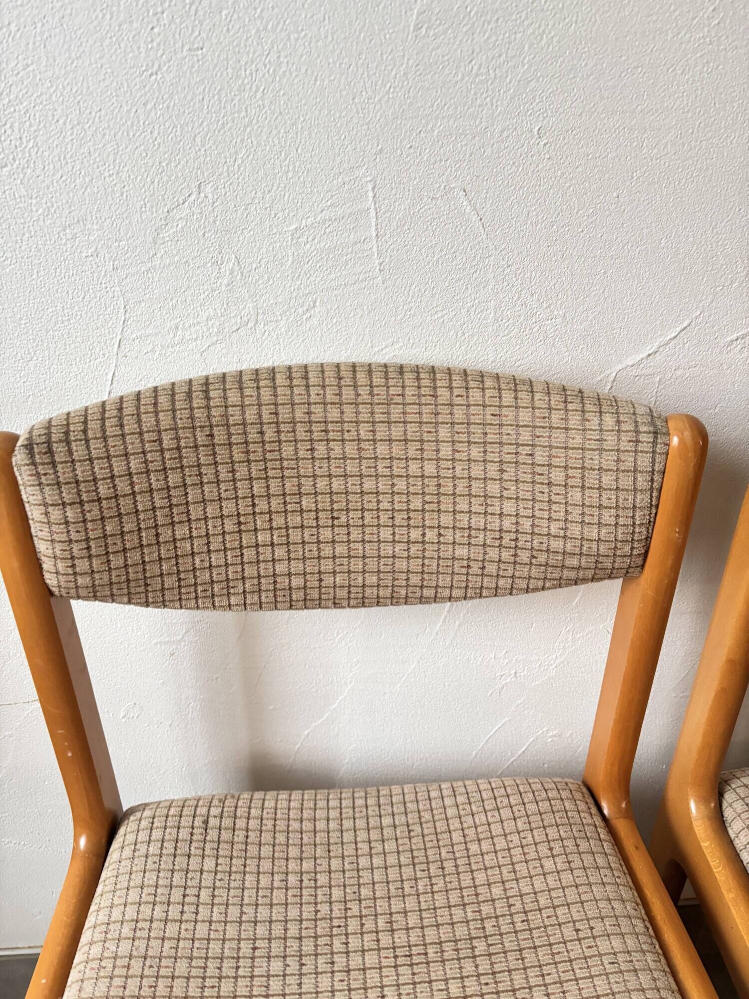 Set of 4 Scandinavian Baumann chairs in solid elm – 1970s