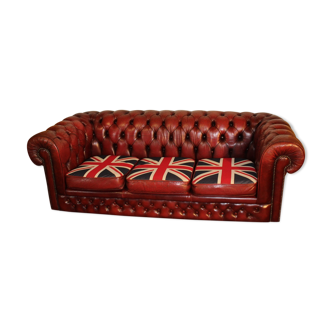Red 3 x seater chesterfiel with Union Jack cushions