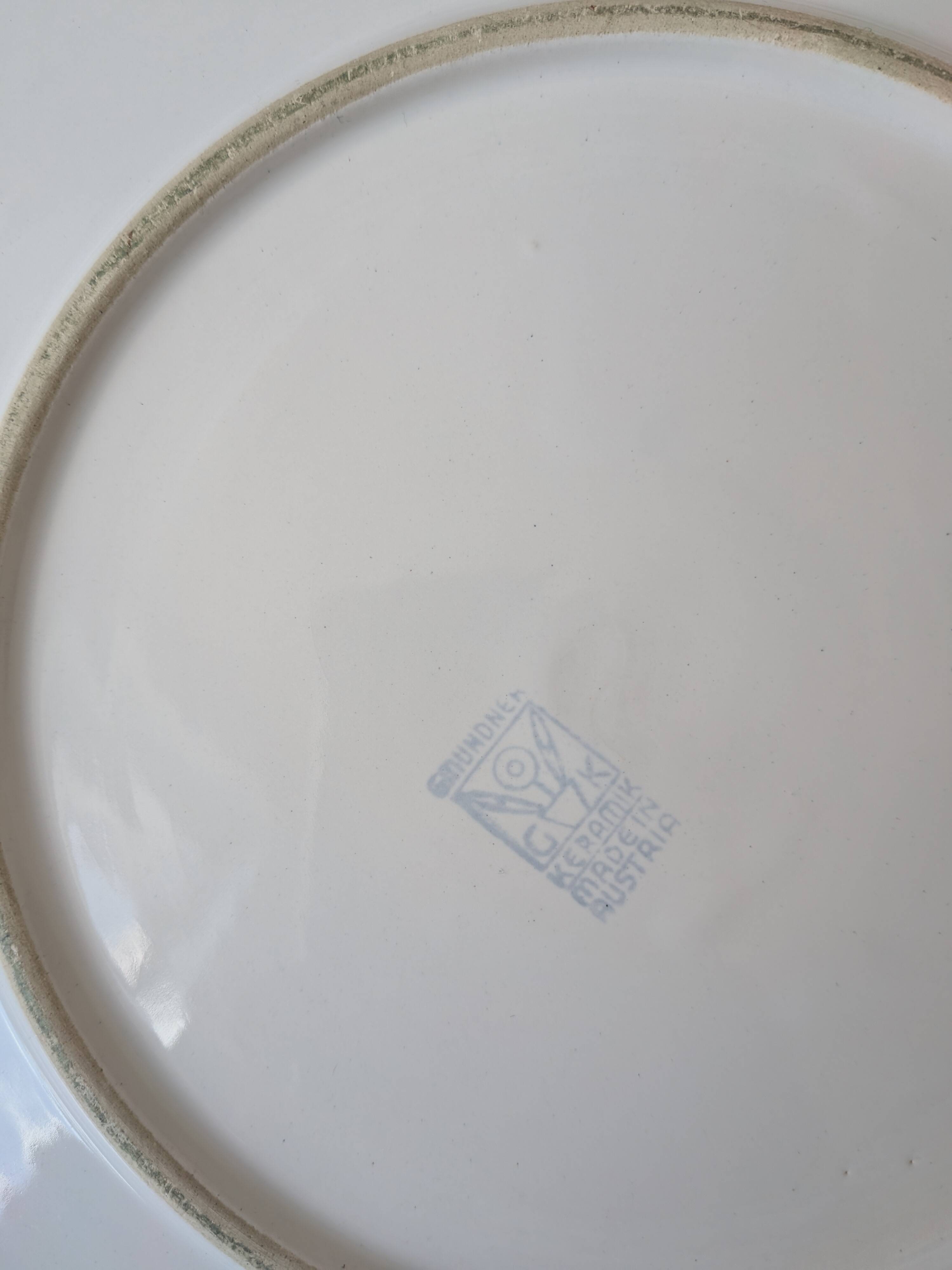 Vintage Gmundner Keramik Green Flamed Flat Plate – Austrian Hand Painted
