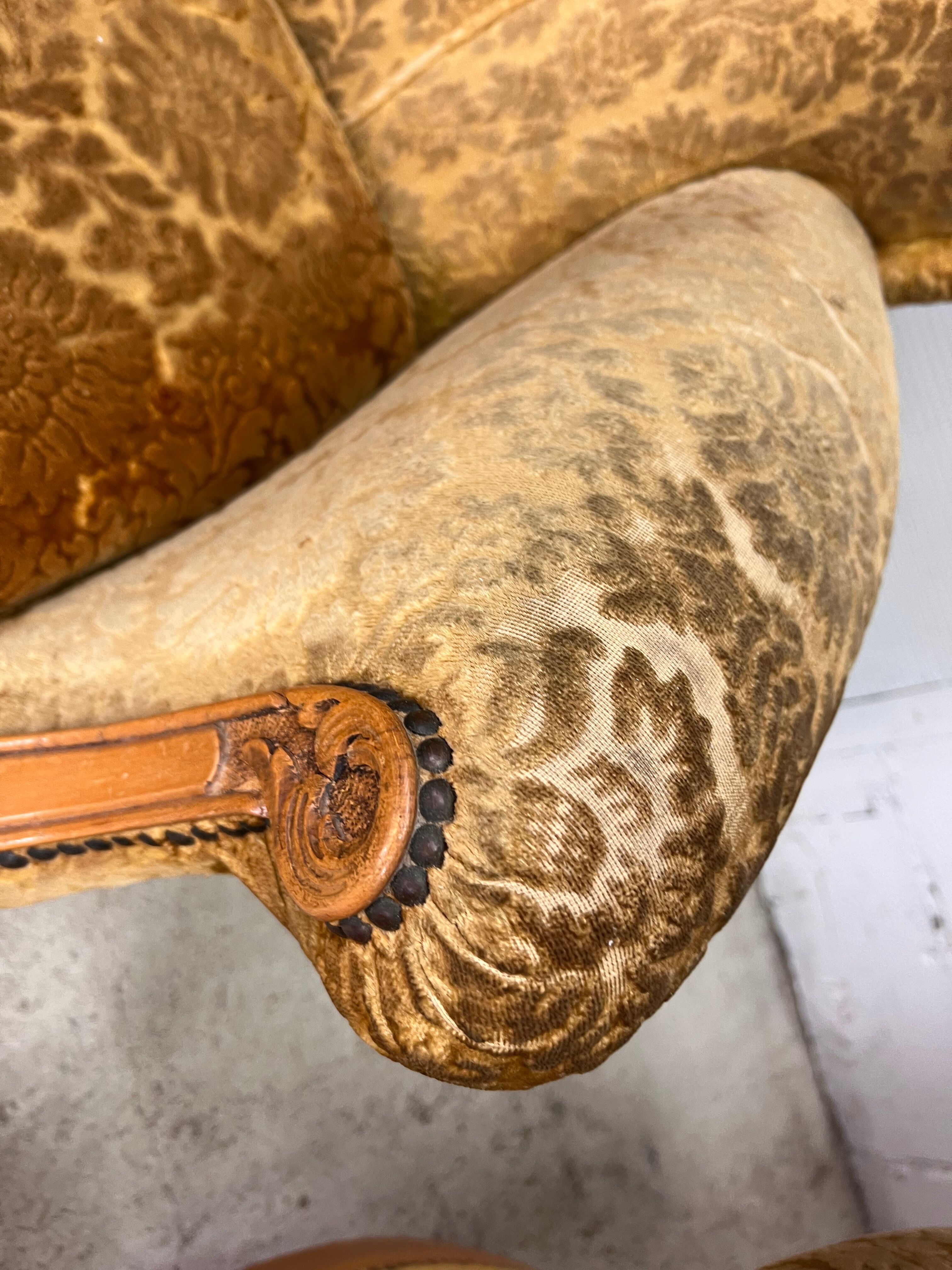 Paire de fauteuils baroque