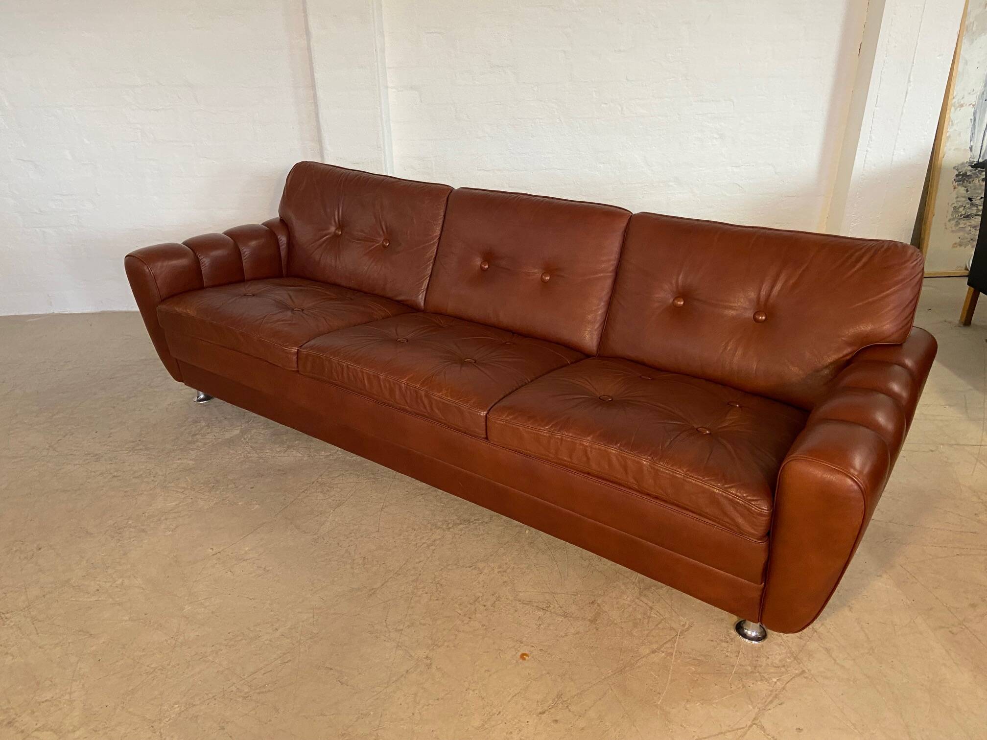 Retro vintage Danish 3 person Svend Skipper sofa in chestnut brown leather