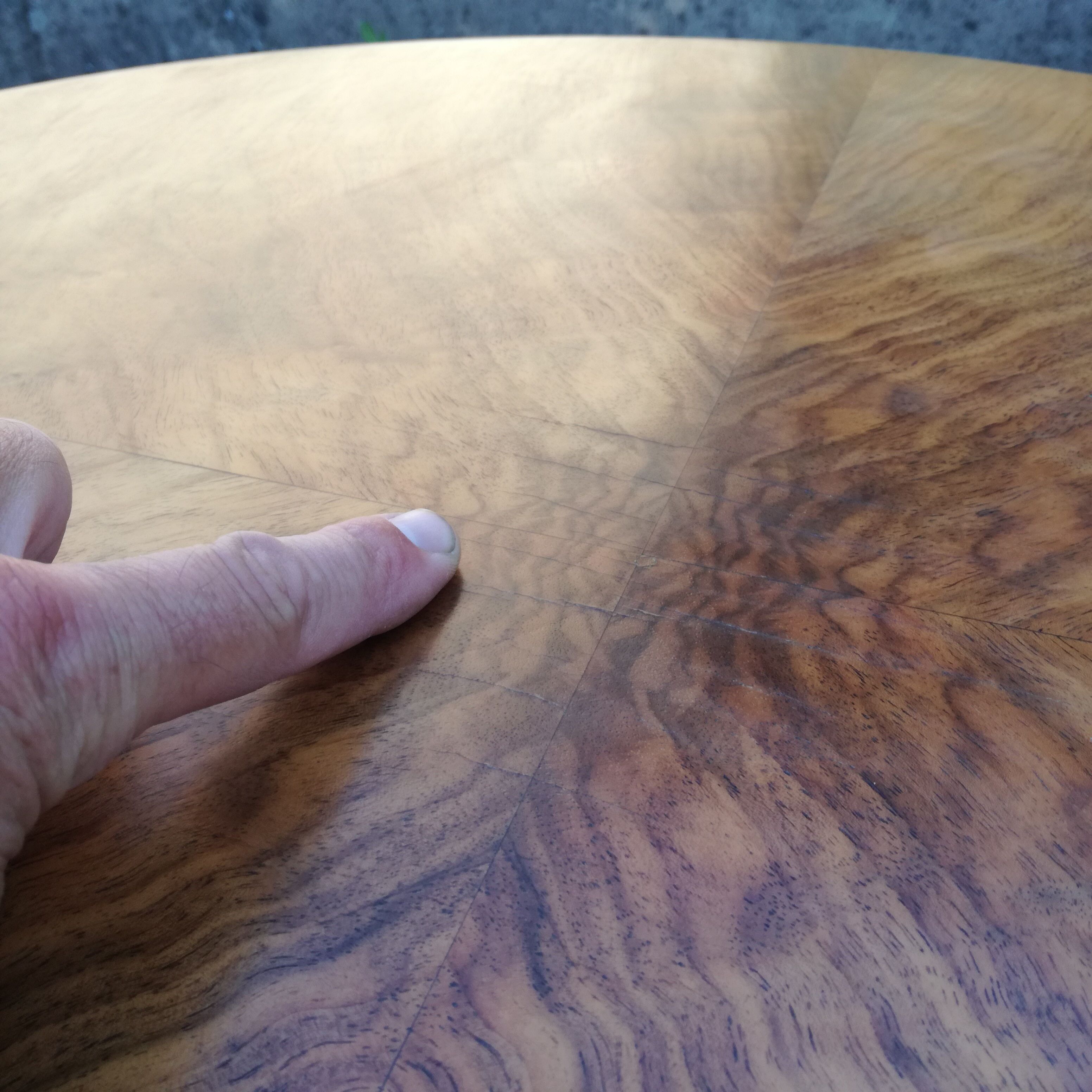 Round walnut pedestal table, with tablet