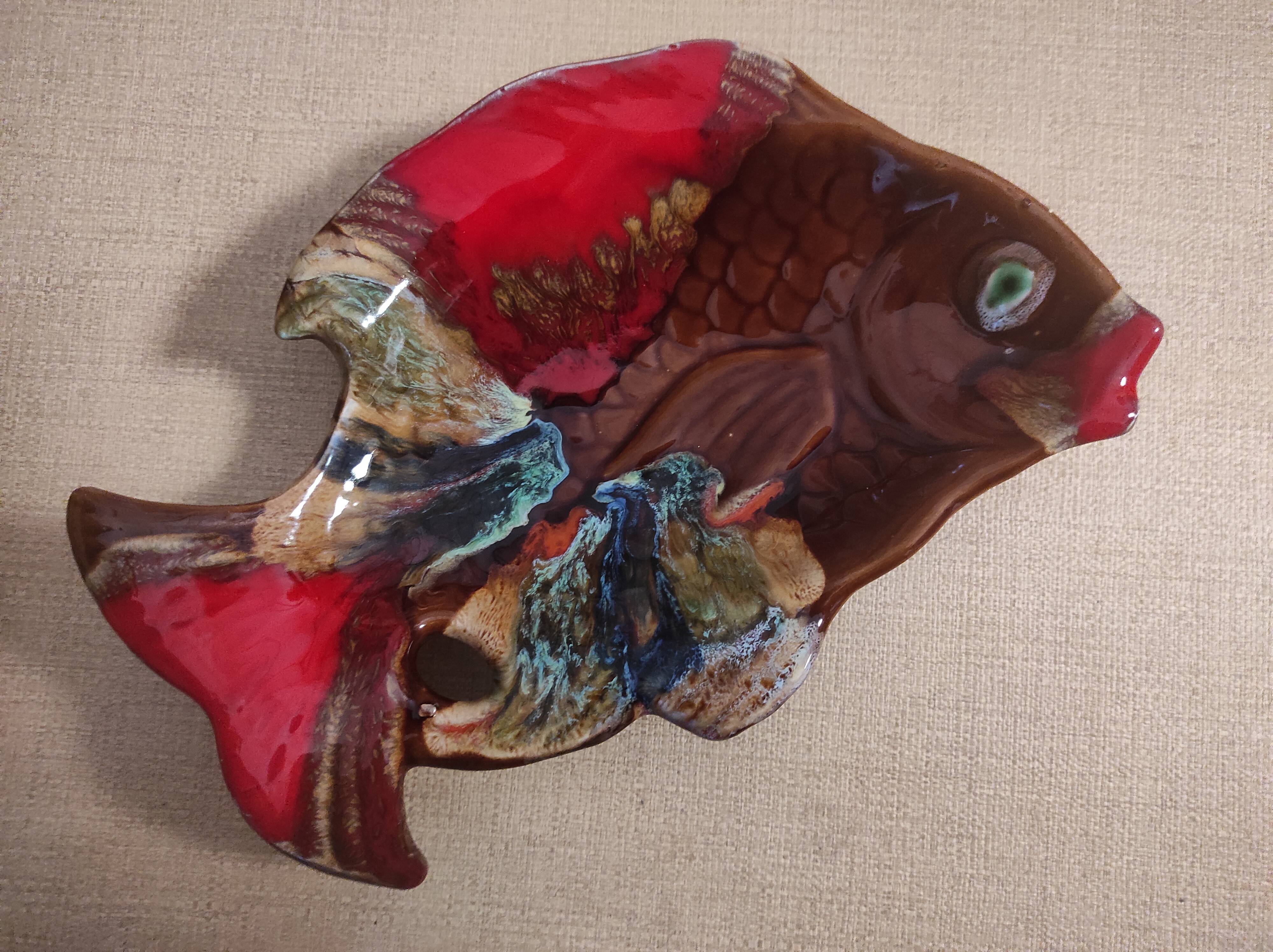 1950s glazed ceramic dish