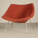 Pierre Paulin for Artifort — F156 “Little Oyster” lounge chair, 1959–1960s