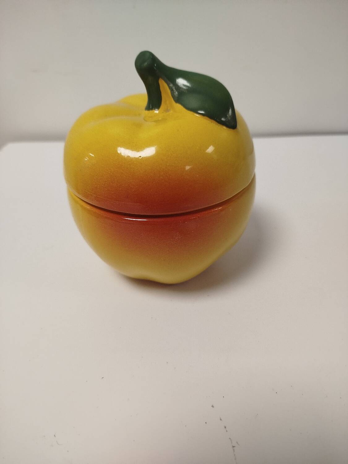 Ceramic Apple Storage Box