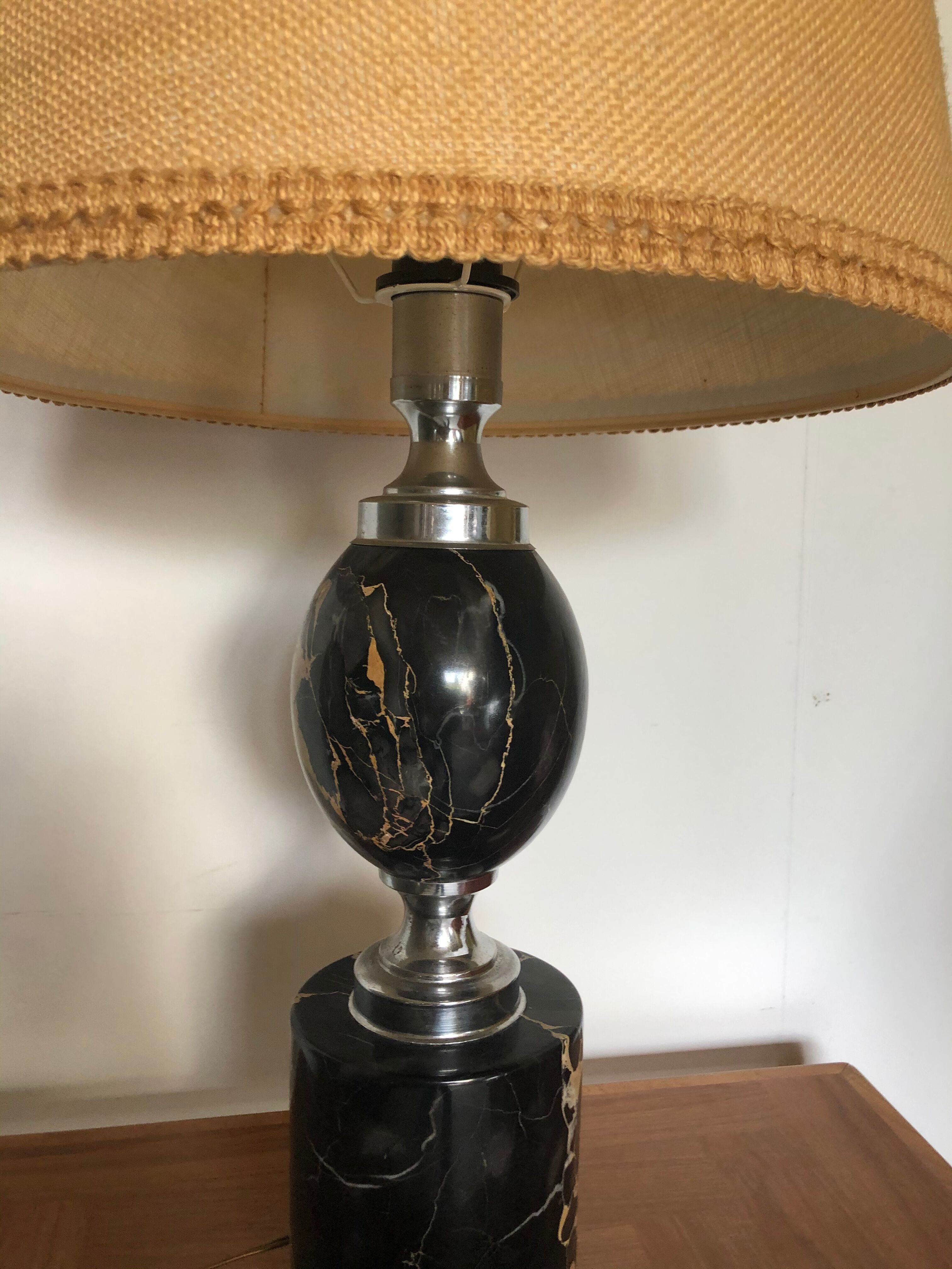Marble lamp from the 1970s