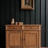 Parisian chest