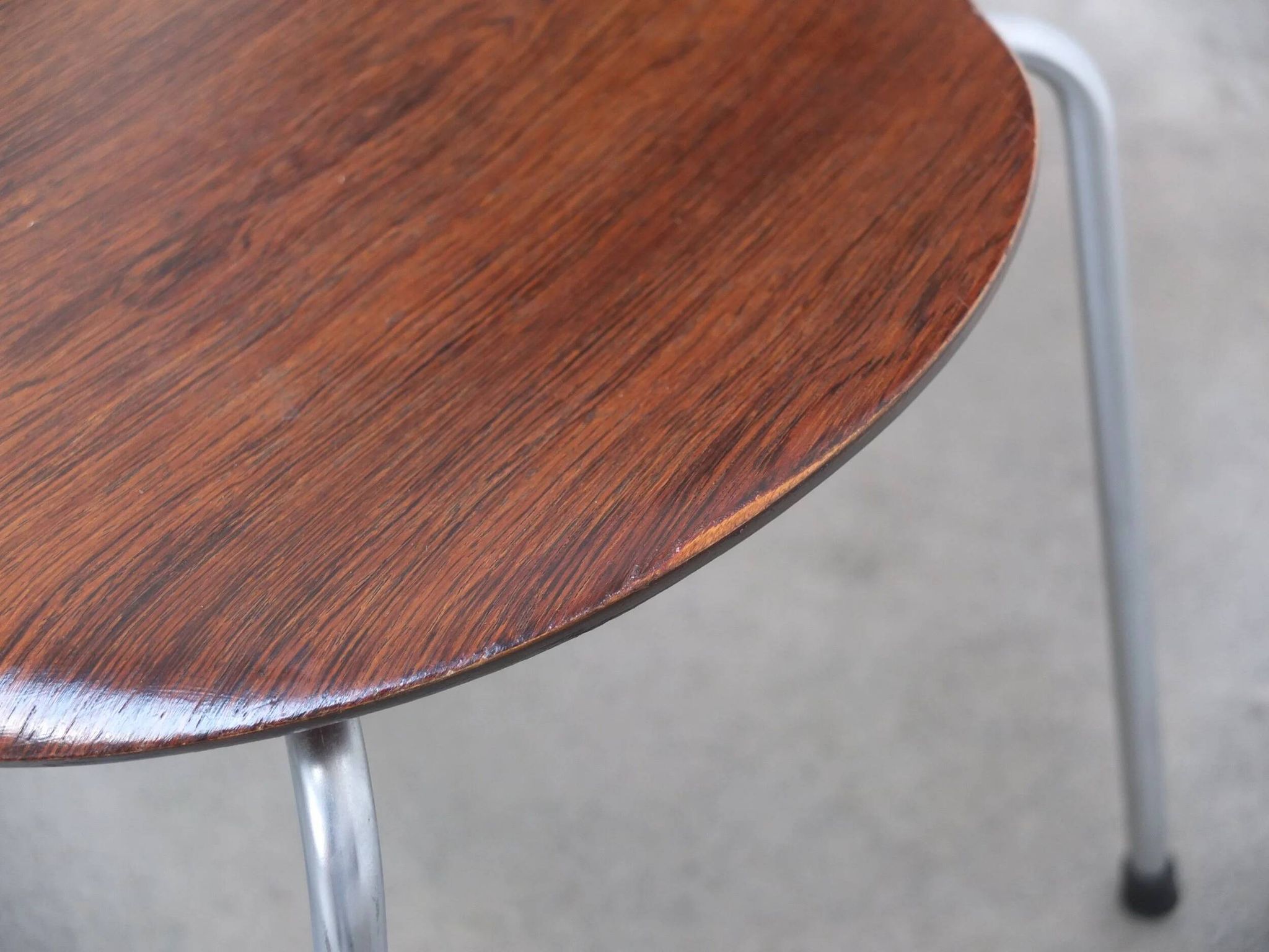 Pair of 'Series 7' chairs in rosewood by Arne Jacobsen for Fritz Hansen, 1955