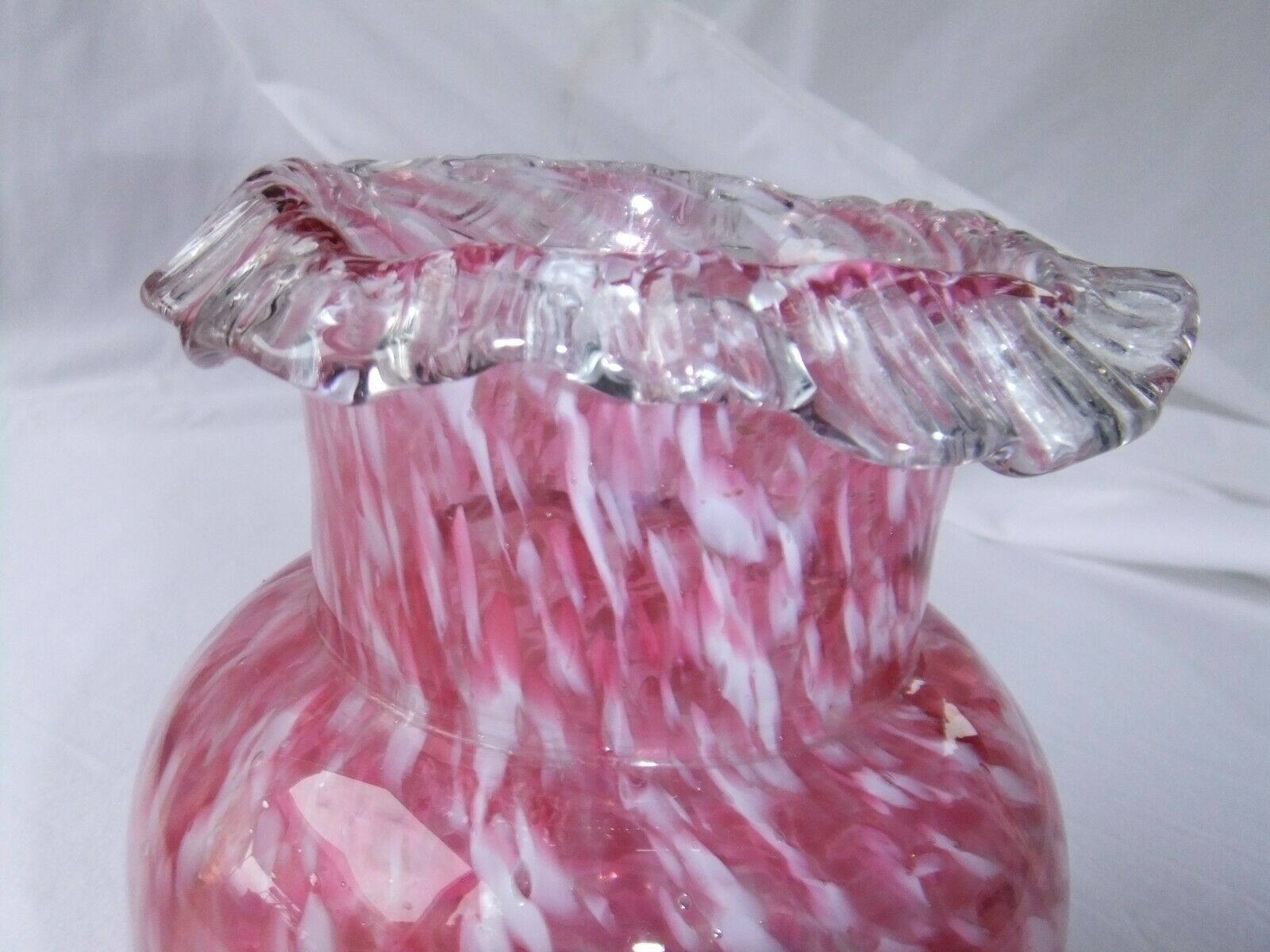 Vase ball old Clichy collection blown glass speckled white pink