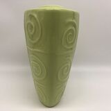 Ceramic vase with relief pattern