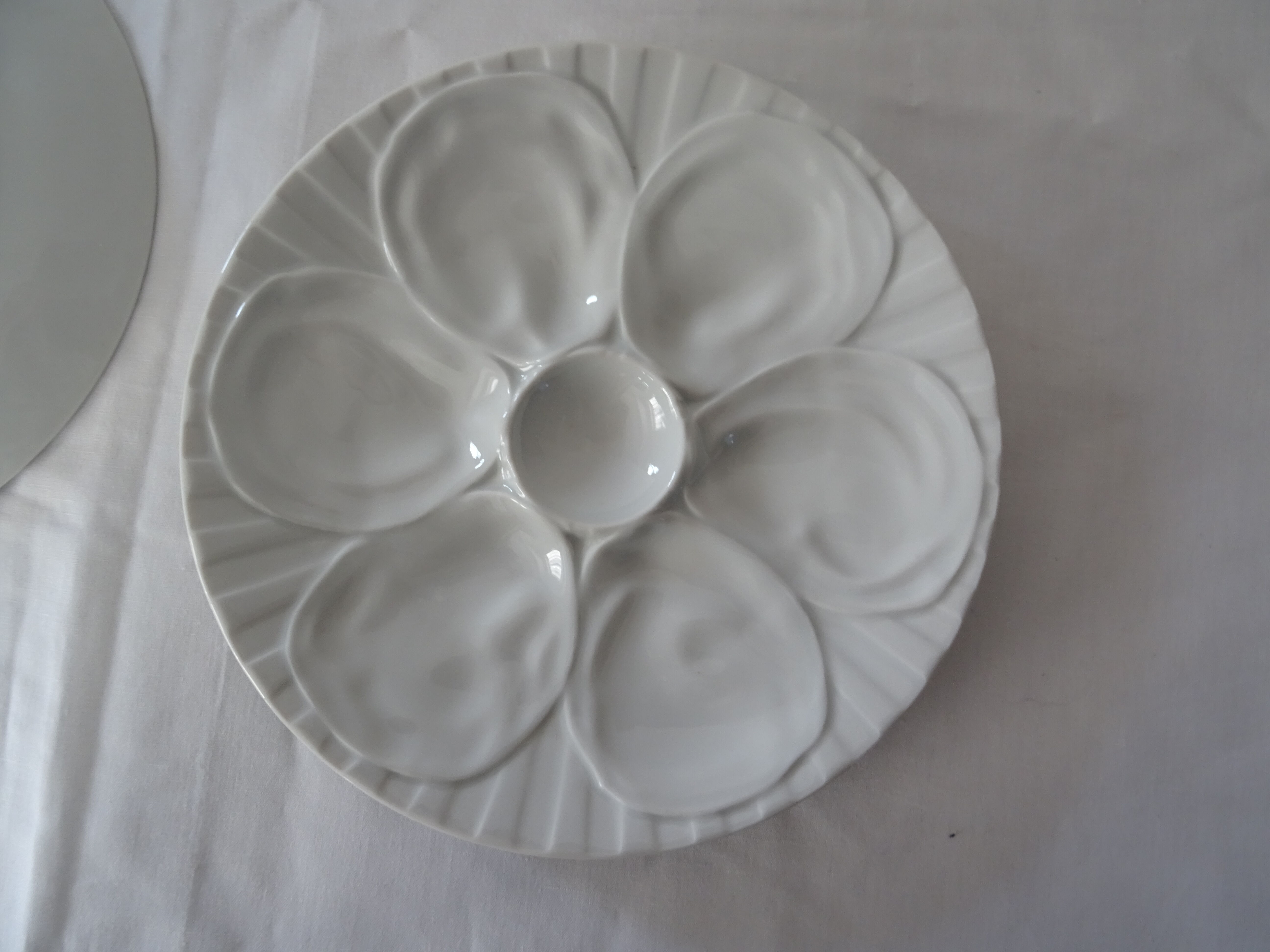 6 white oyster plates 470112 Charles Pillivuyt antique porcelain