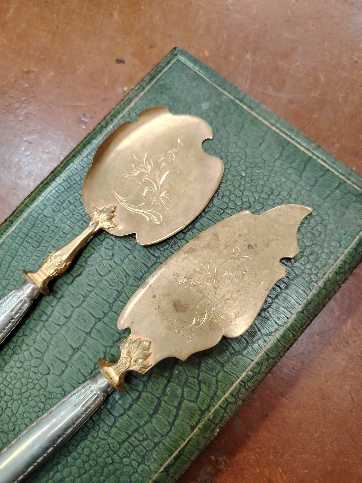 Antique fish service 2 pieces in box – Belle Époque silverware