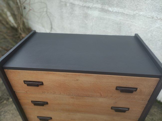 Commode vintage