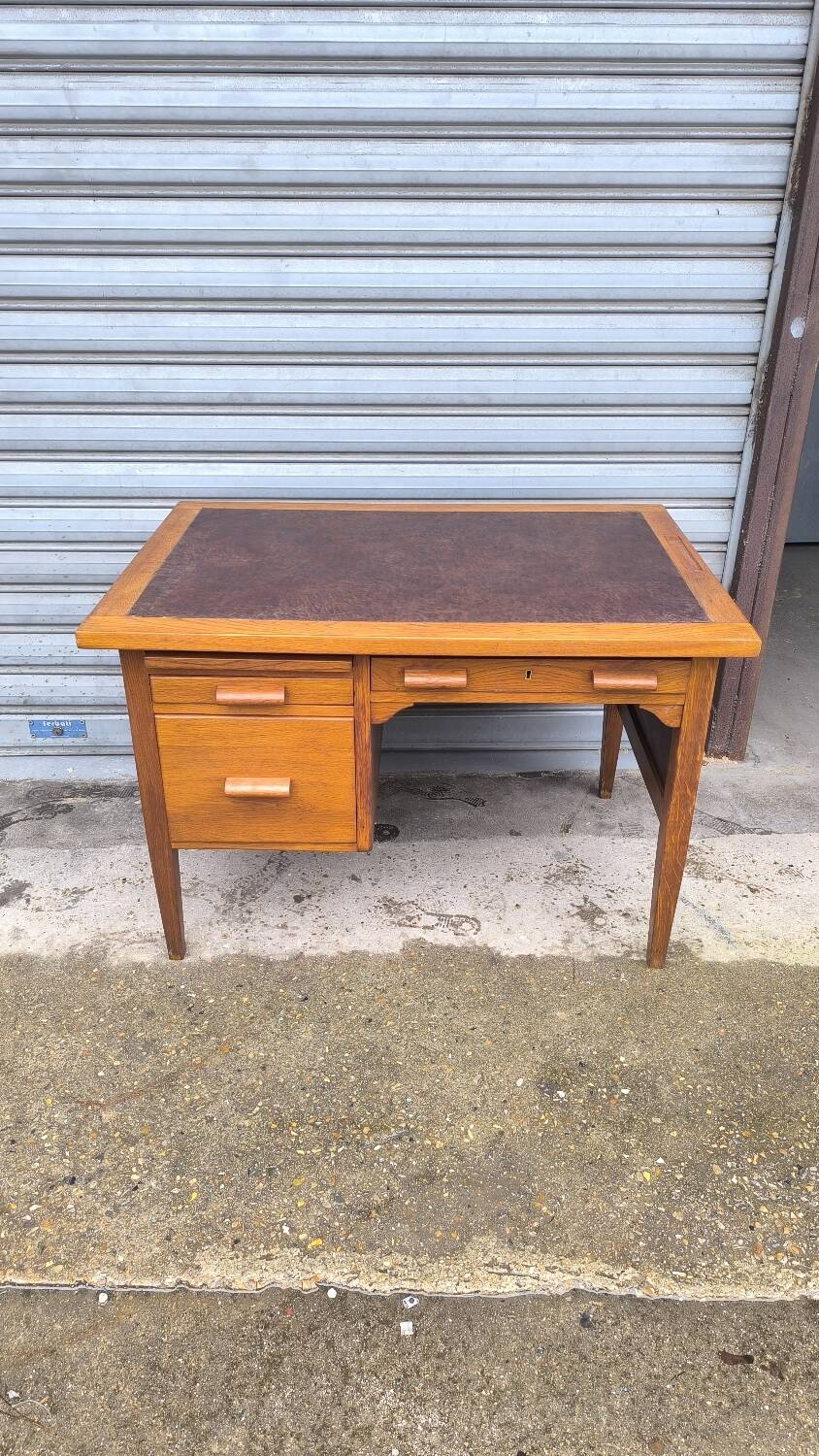 Master's desk in solid oak