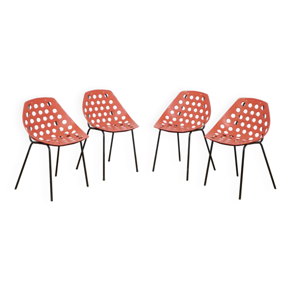 Suite de 4 chaises « Coquillage » Pierre Guariche pour Meurop