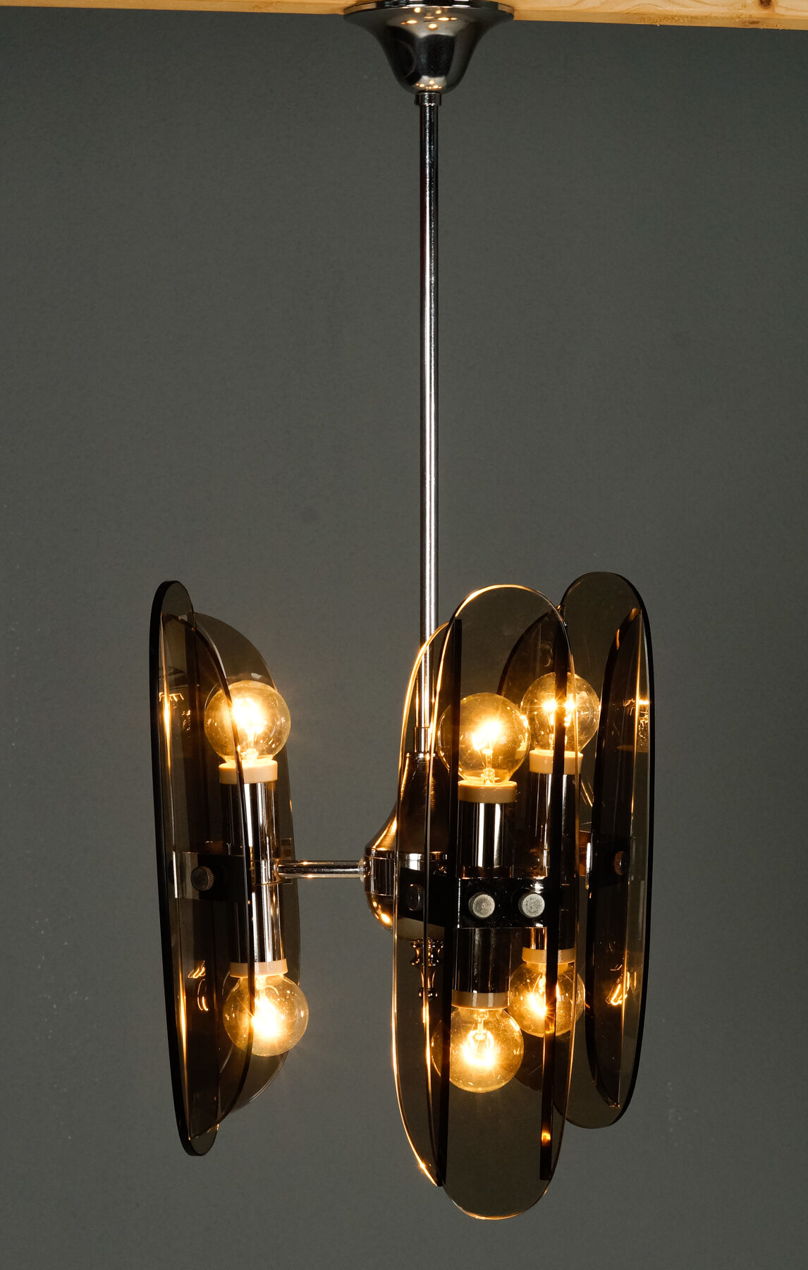 Lustre en verre fumé des années 1960