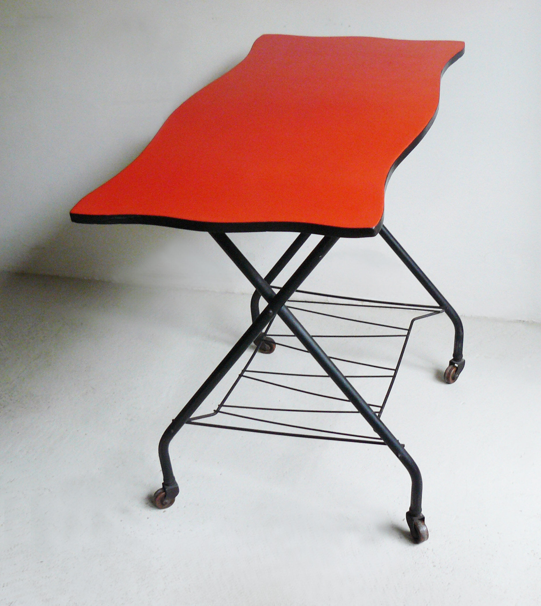 Orange roulette table