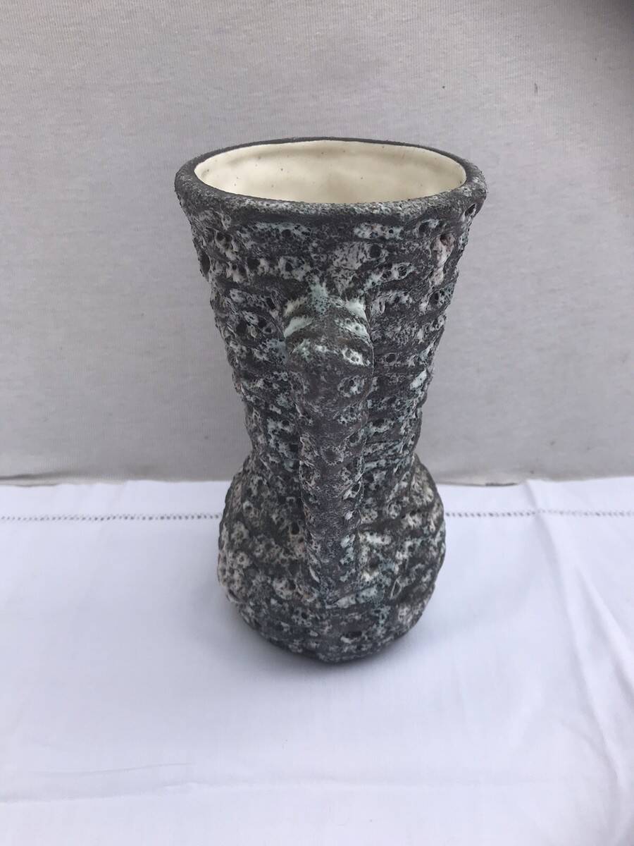 Vintage annette roux fat lava ceramic grey & white foams ancient vase