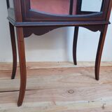 English showcase, late 19th