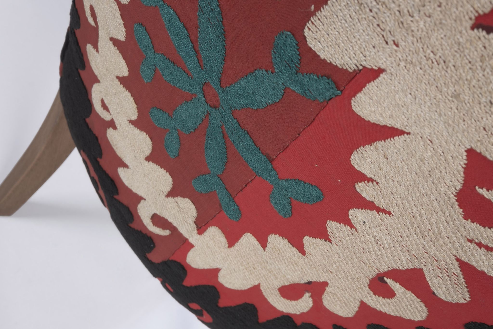 Fauteuil ethnic bergere