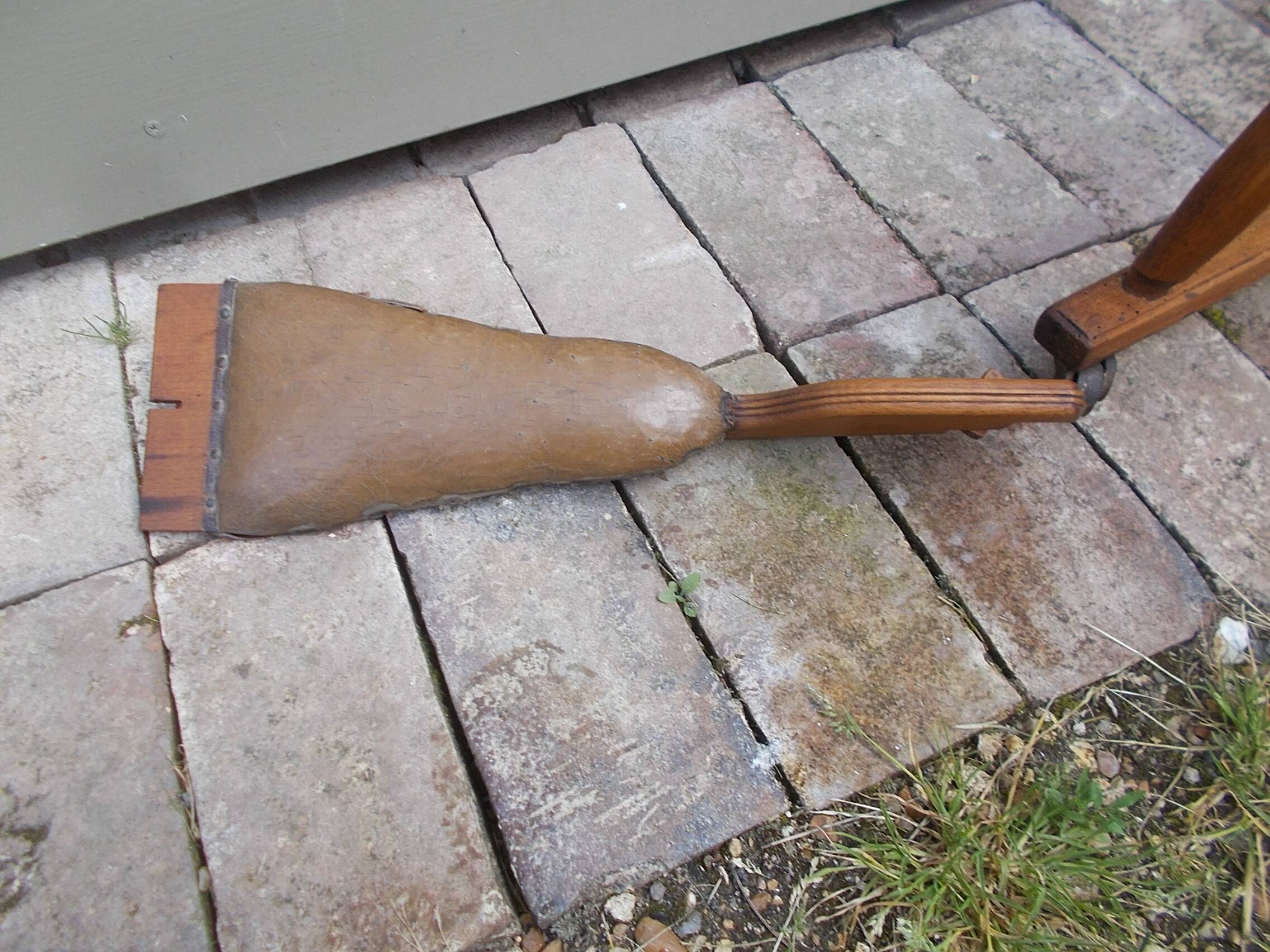 Old Luterma children's high chair