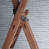 Ladder shelf