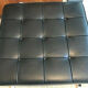 Paire d'ottomans Barcelona par Ludwig Mies van der Rohe, pour knoll