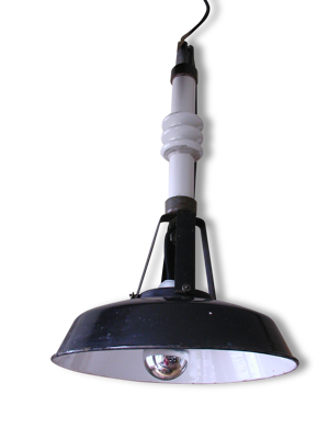 lampe industrielle d'usine