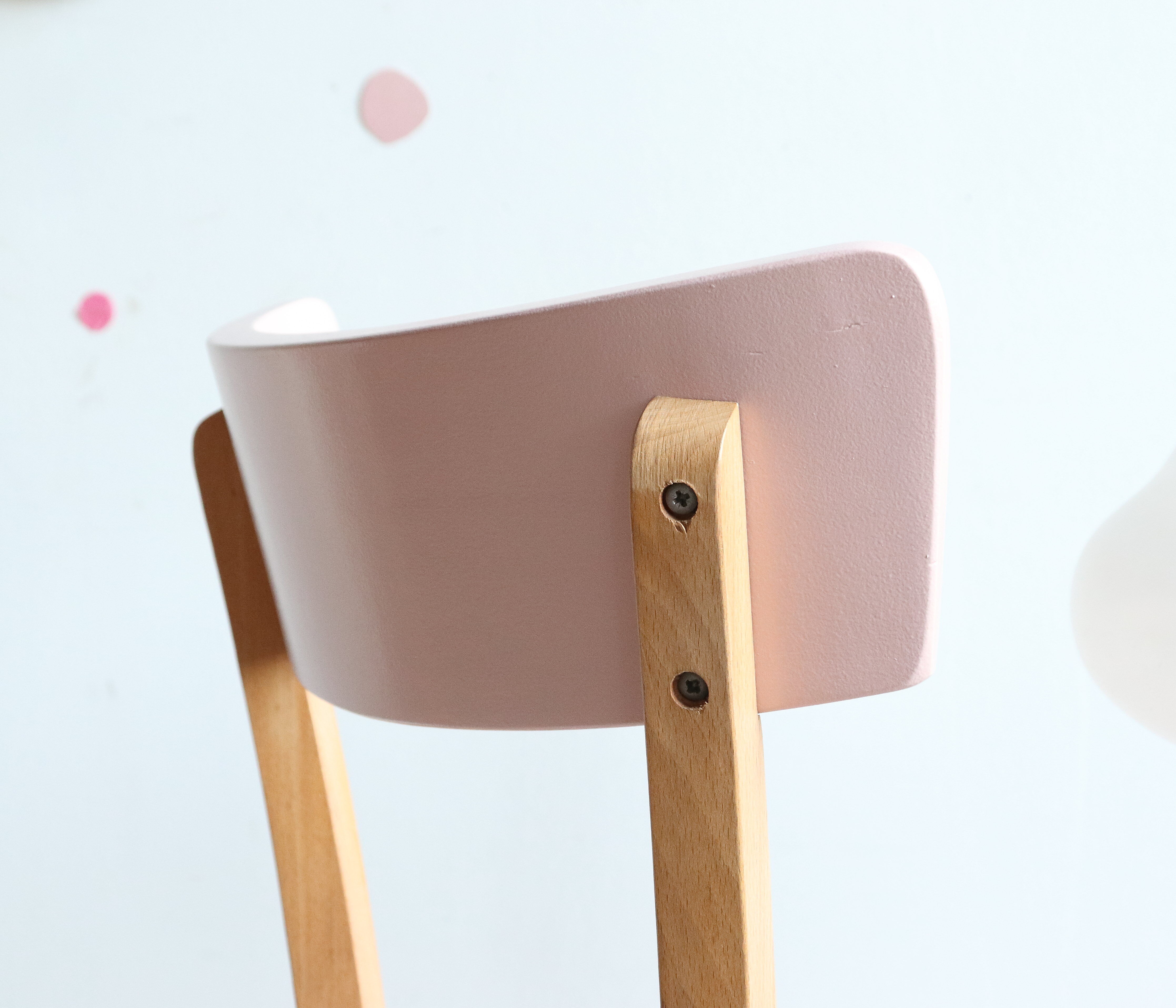 Vintage wooden bistro chair revisited