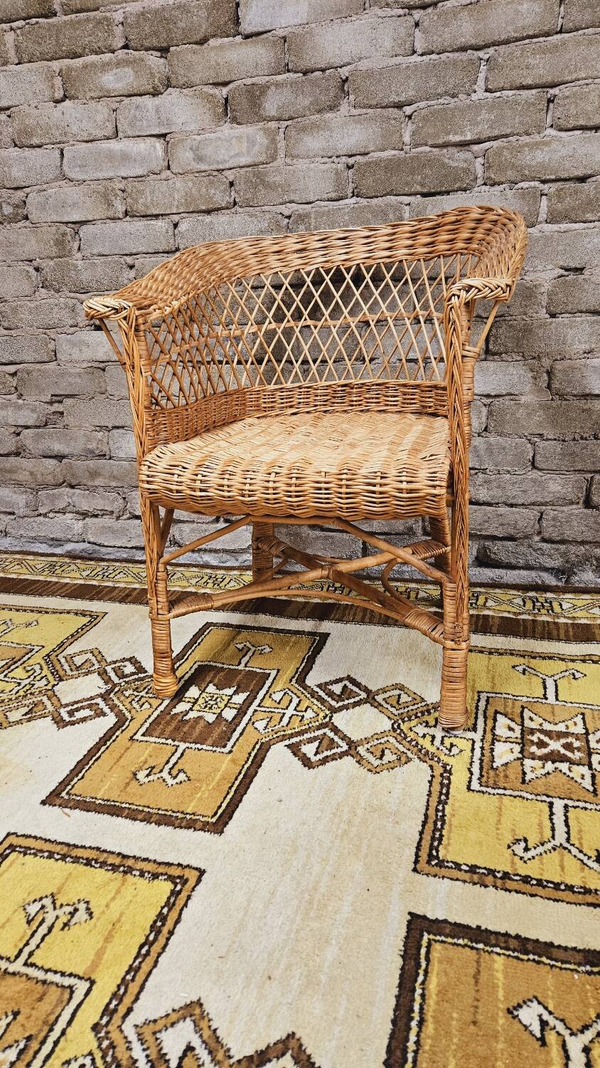 Vintage 1960s wicker rattan armchair