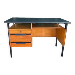 bureau moderniste  des