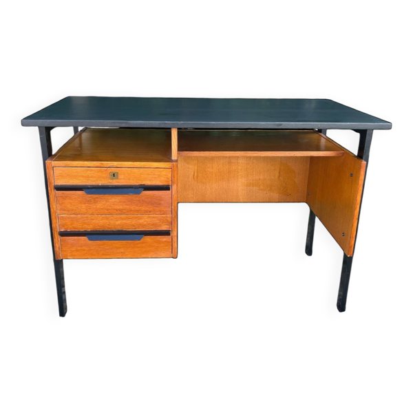 bureau moderniste  des années 50