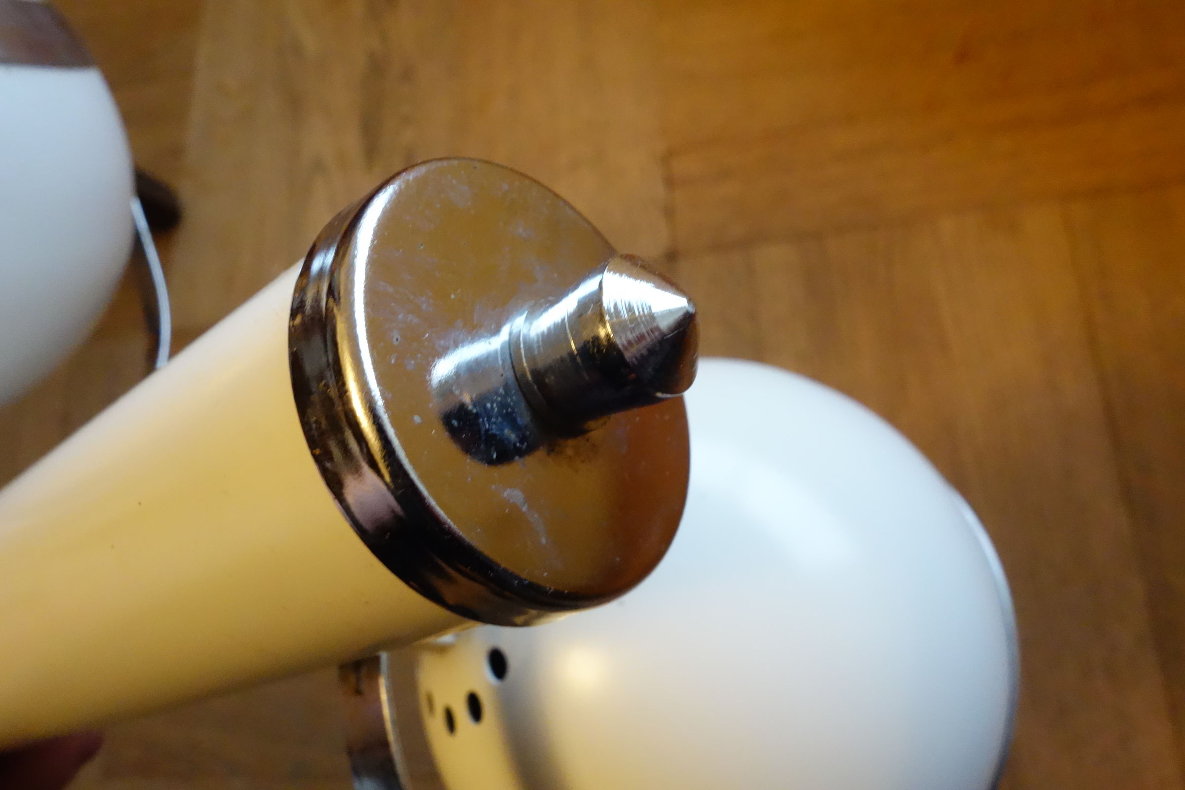 Hanging Aluminor Eyeball 1970 3 balls white