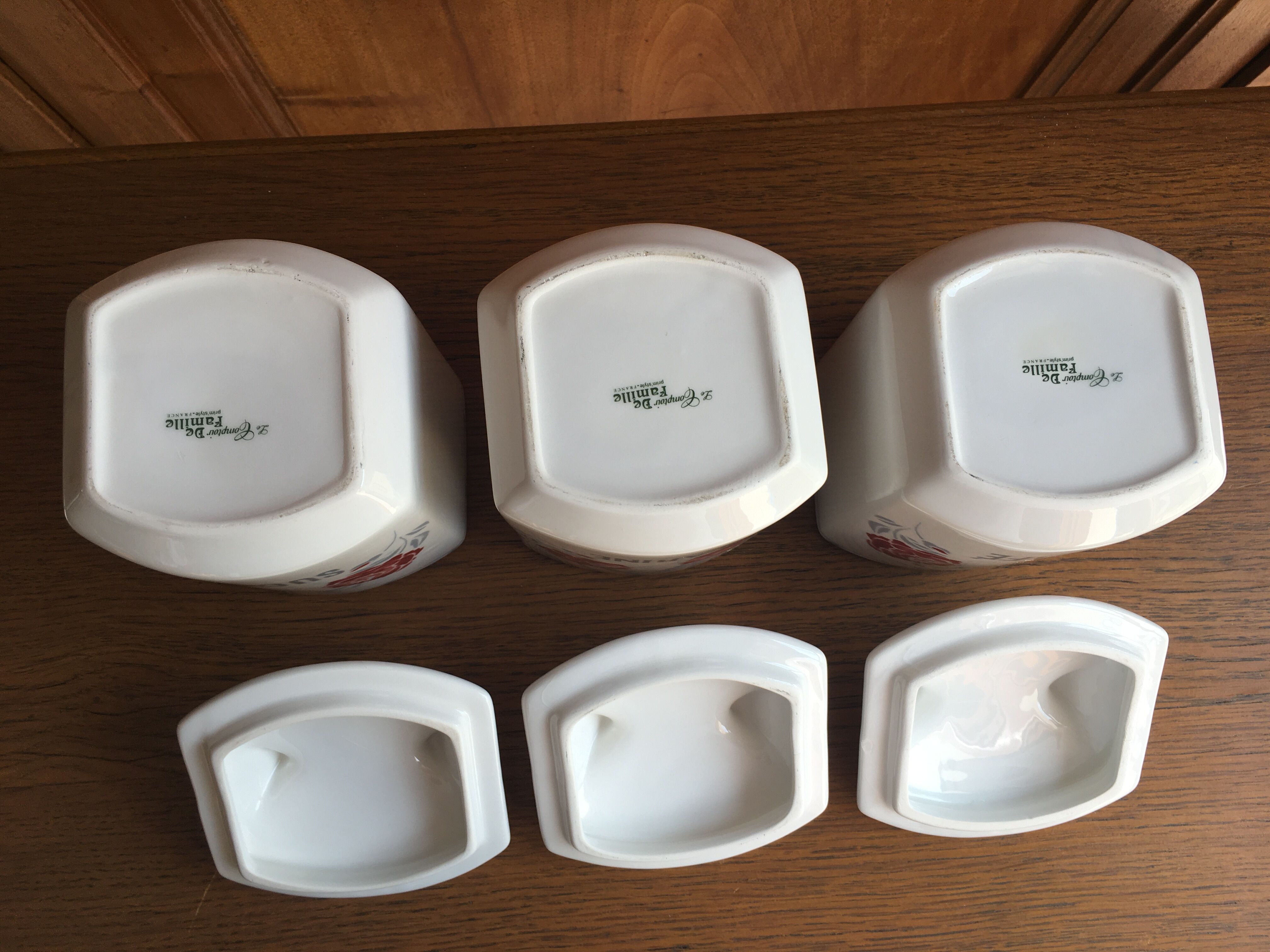 Lot of three spice pots