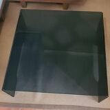 Curved glass coffee table