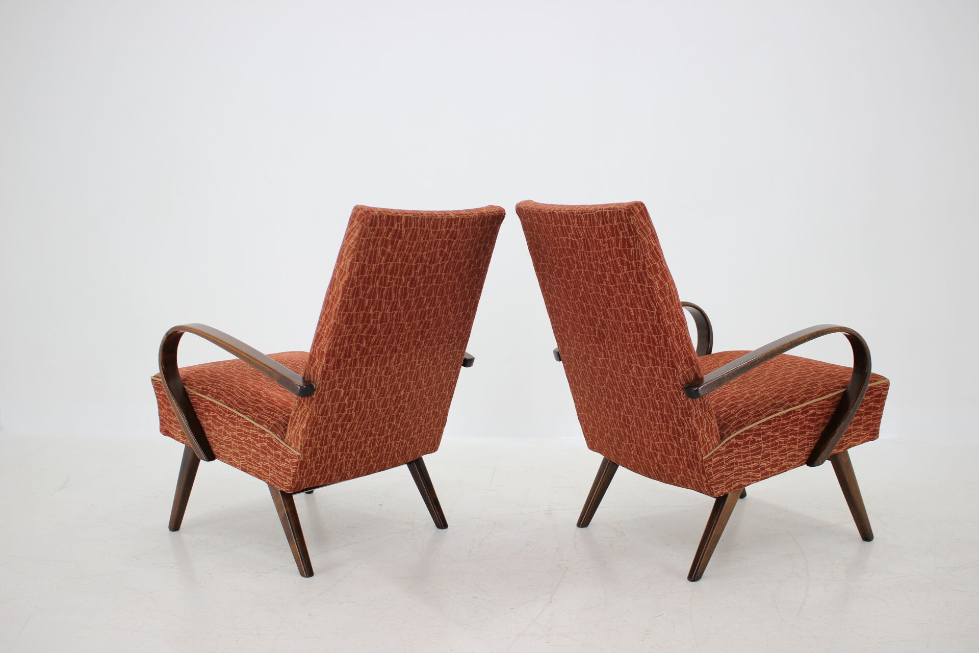 Set of two armchairs designed by Jindřich Halabala, 1950´s.