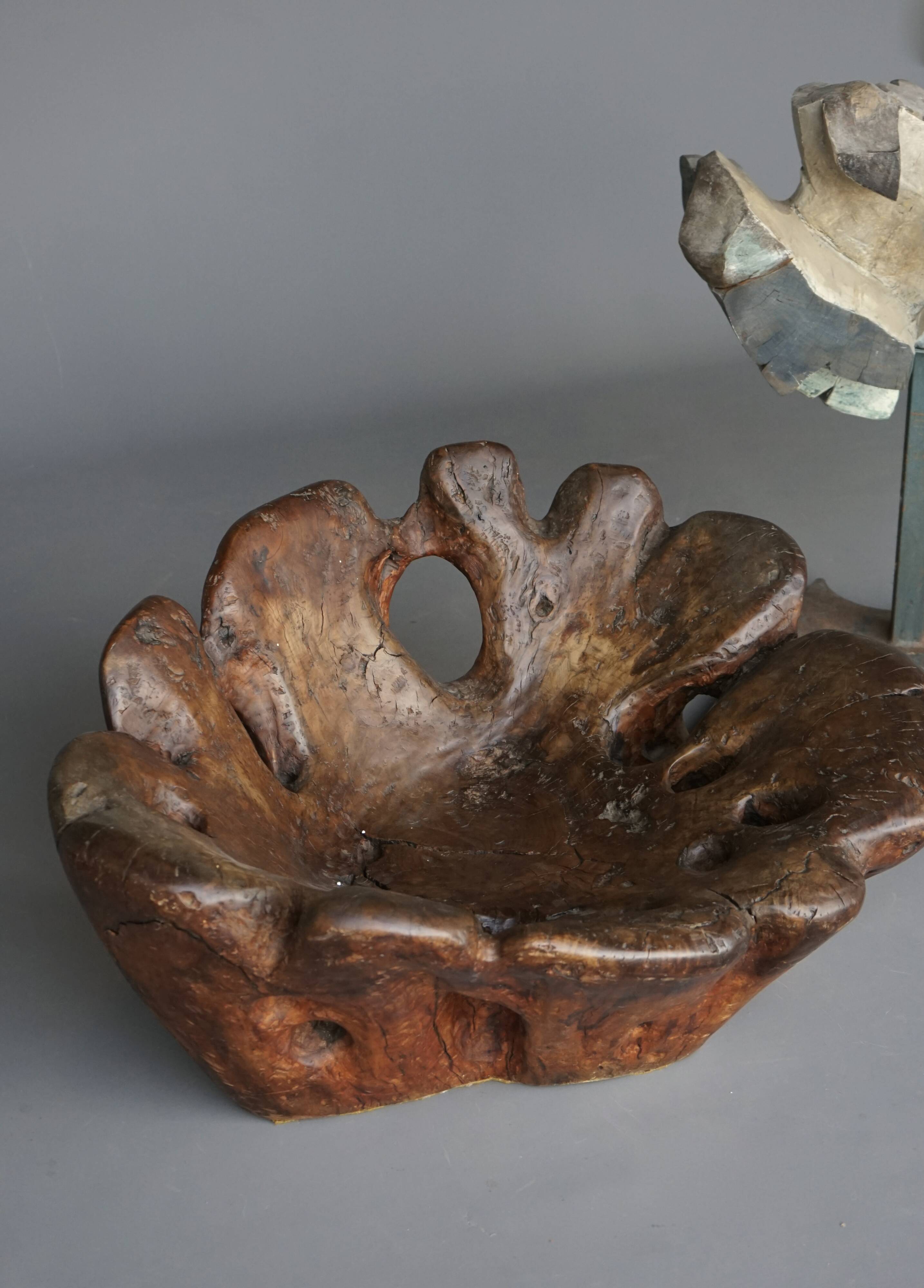 Sculptural Burl wood Low Lounge Chair. 1970s