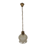 Lustre en verre travaillé et laiton